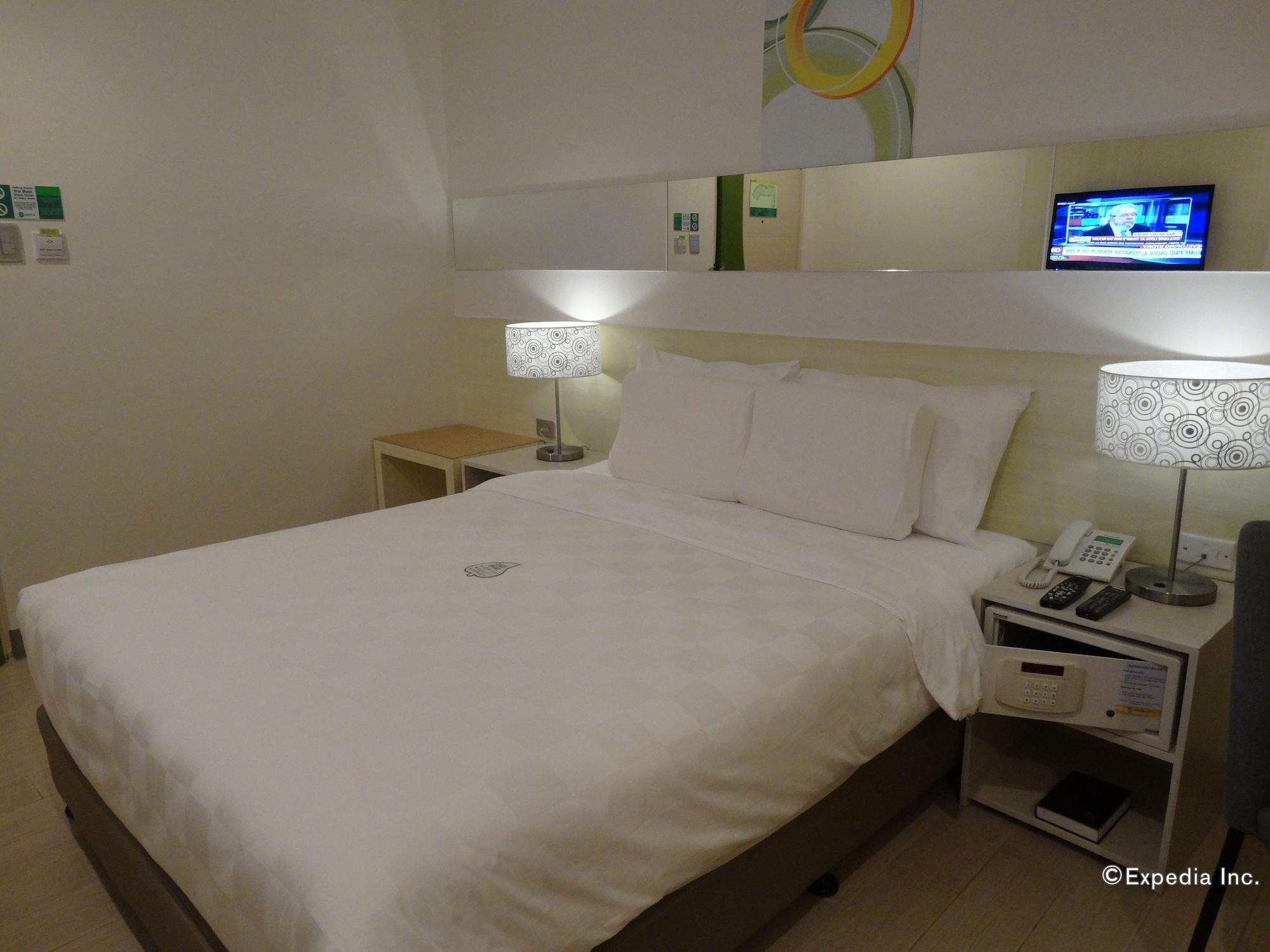Go Hotels Lanang - Davao City Eksteriør billede
