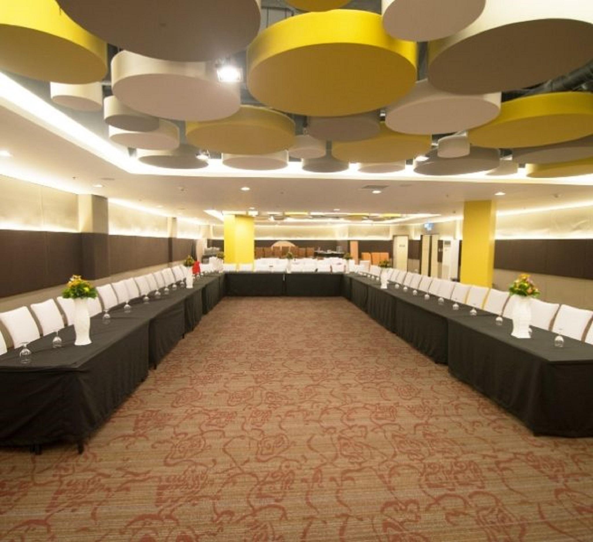 Go Hotels Lanang - Davao City Eksteriør billede
