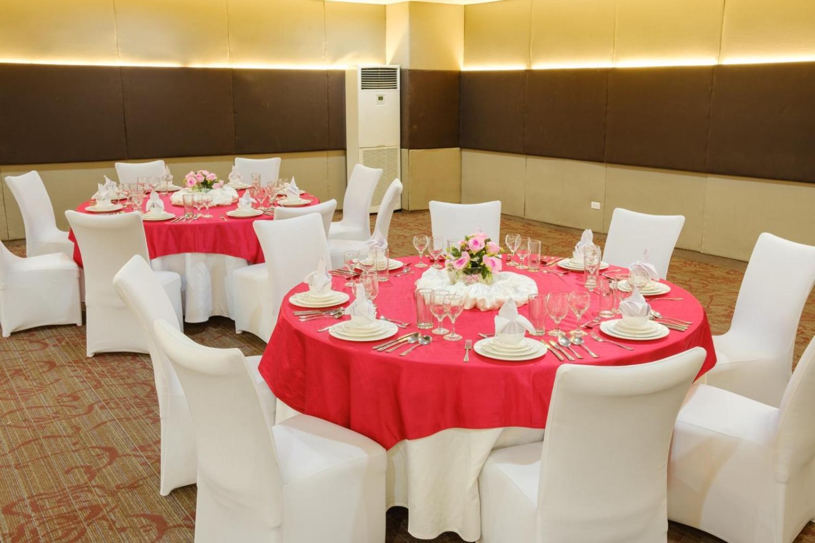 Go Hotels Lanang - Davao City Eksteriør billede